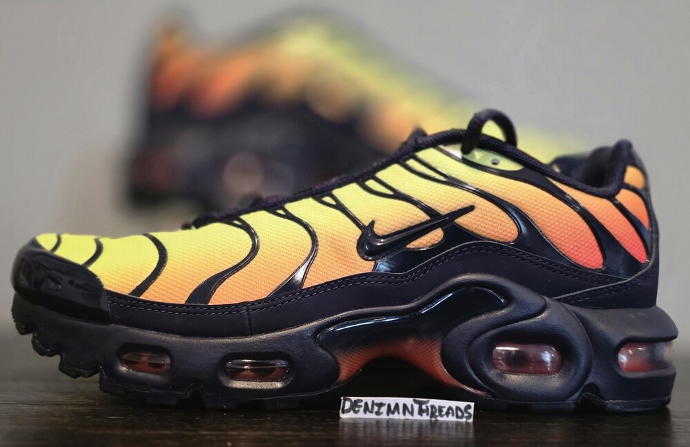 Nike Air Max Plus GS Tuned Tn 95 96 Lemon Venom Size 7Y CD0609-700 Womens 8.5 🔥 - Picture 1 of 8